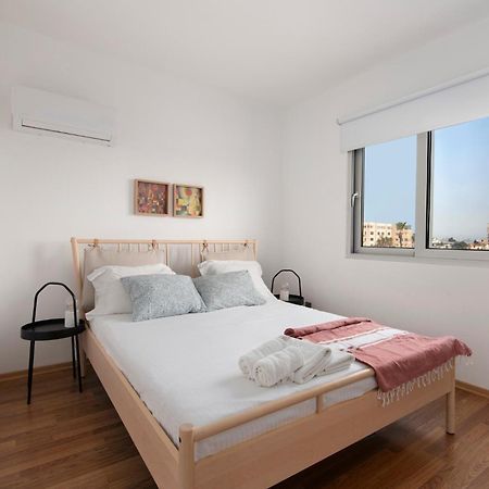 Amazing Two Bedroom Apartment Ларнака Екстер'єр фото