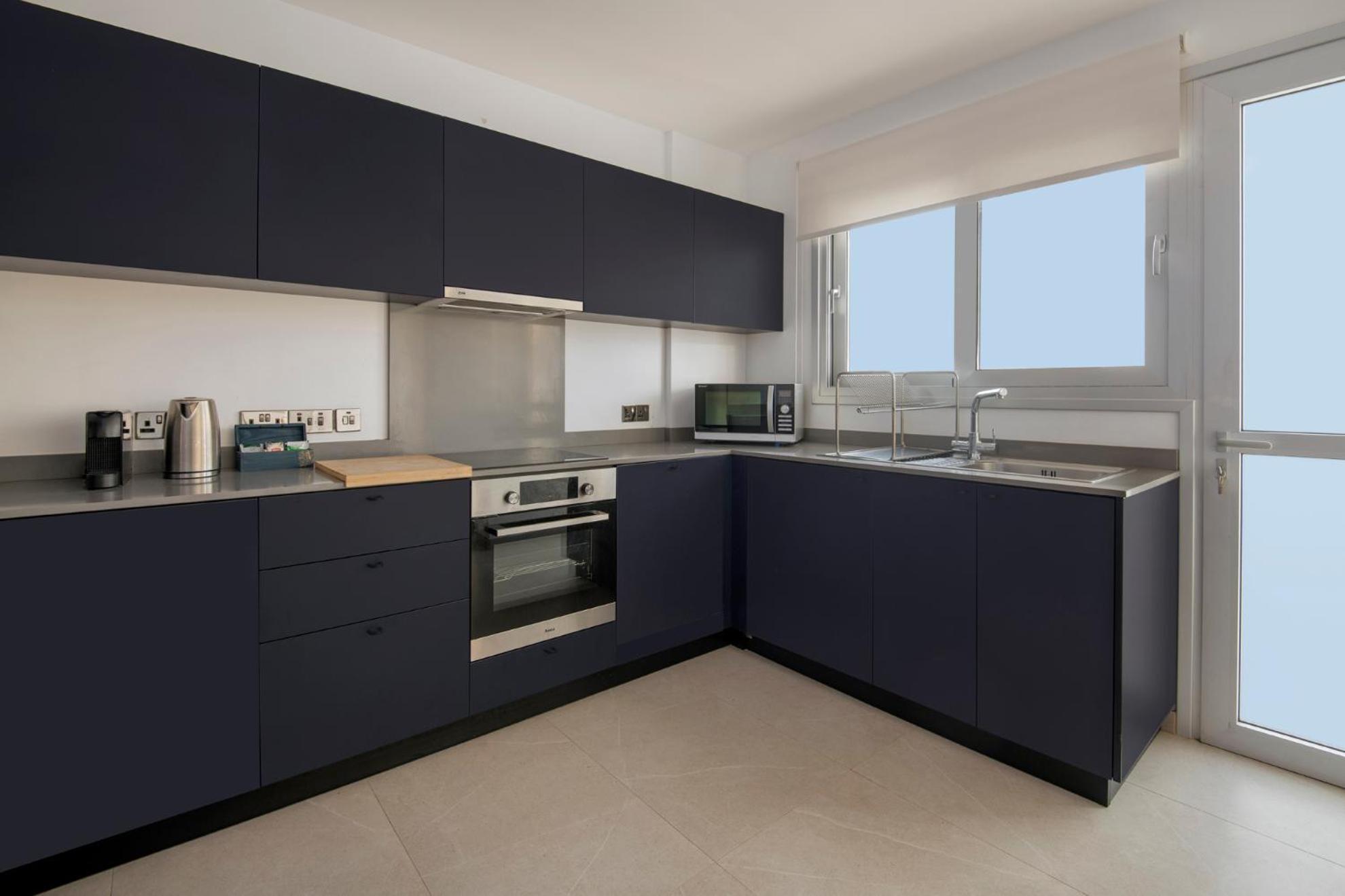 Amazing Two Bedroom Apartment Ларнака Екстер'єр фото