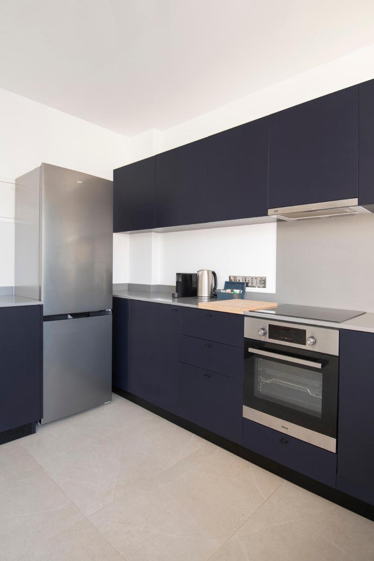 Amazing Two Bedroom Apartment Ларнака Екстер'єр фото